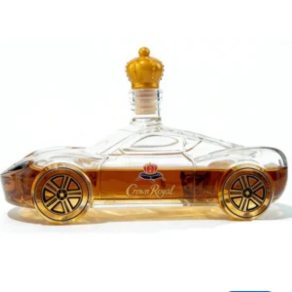 crown royal Other - Crown Royal Glass Car Decanter - Mustang model car, whisky